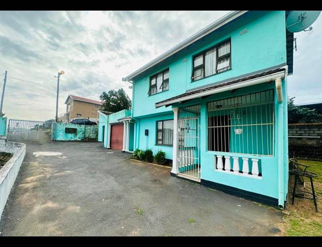 3 BEDROOM HOUSE FOR SALE IN UMLAZI Z